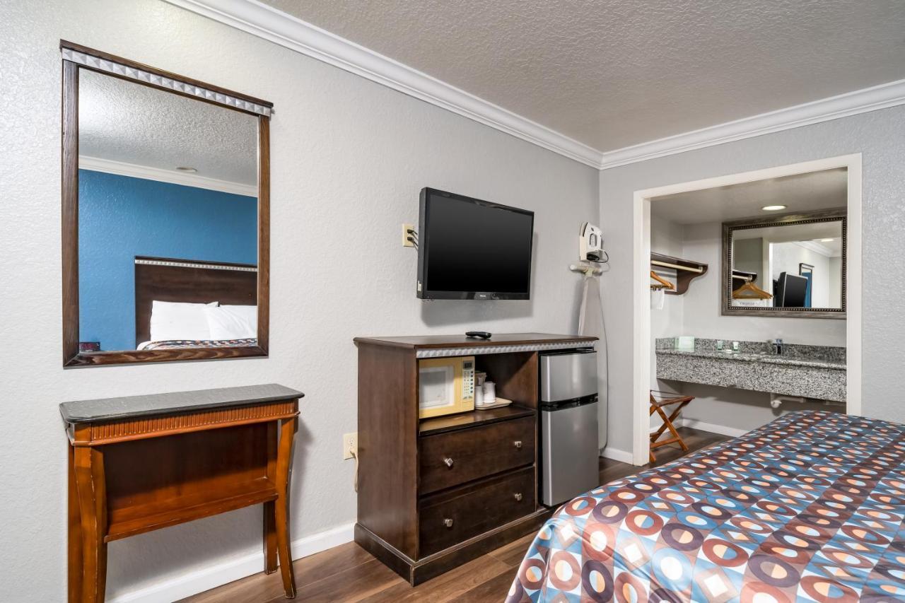 Gatortown Inn Gainesville Ngoại thất bức ảnh